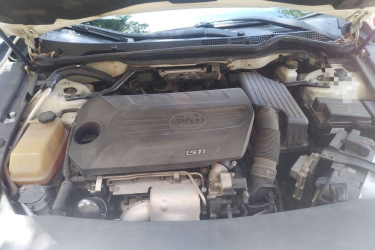 Used BYD Sirui 2013 1.5TID Automatic Prestige Model Engine Bay