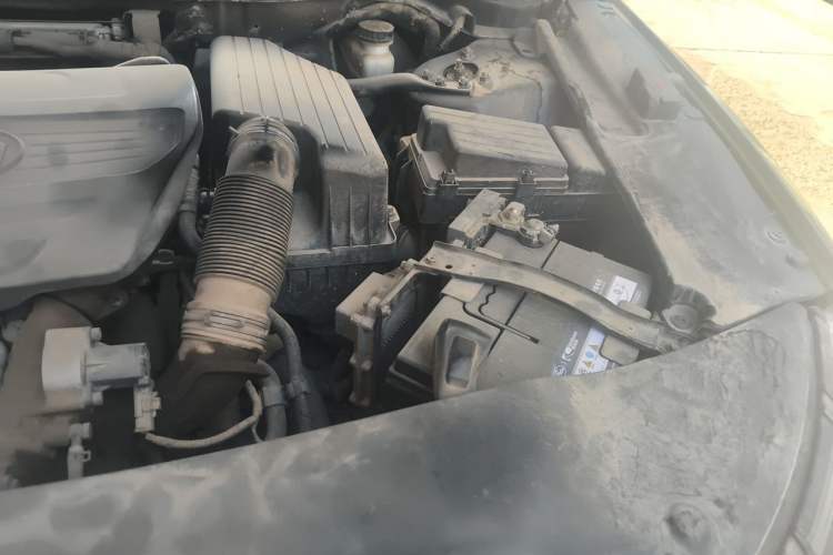 Used BYD Sirui 2013 1.5TID Automatic Prestige Model Engine Bay Left