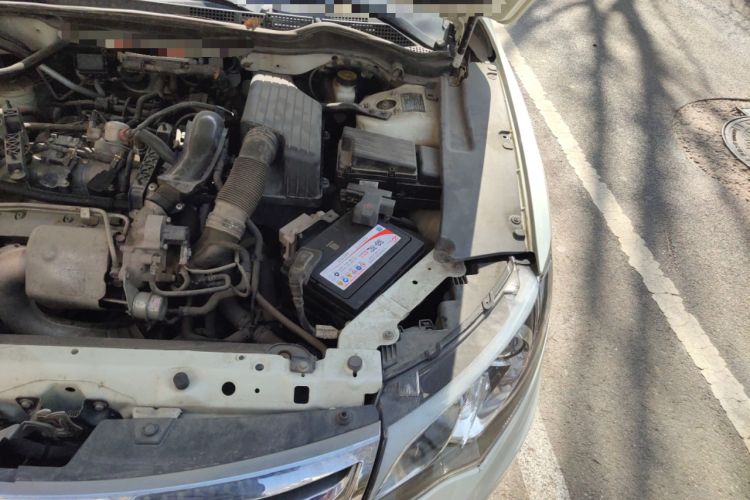 Used BYD Sirui 2013 1.5TID Automatic Prestige Model Engine Bay Left