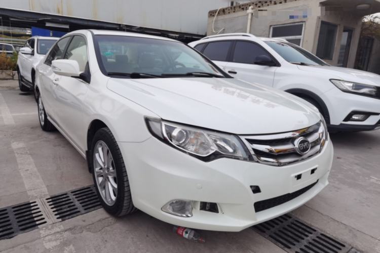 Used BYD Sirui 2013 1.5TID Automatic Prestige Model Front Right 45 Deg