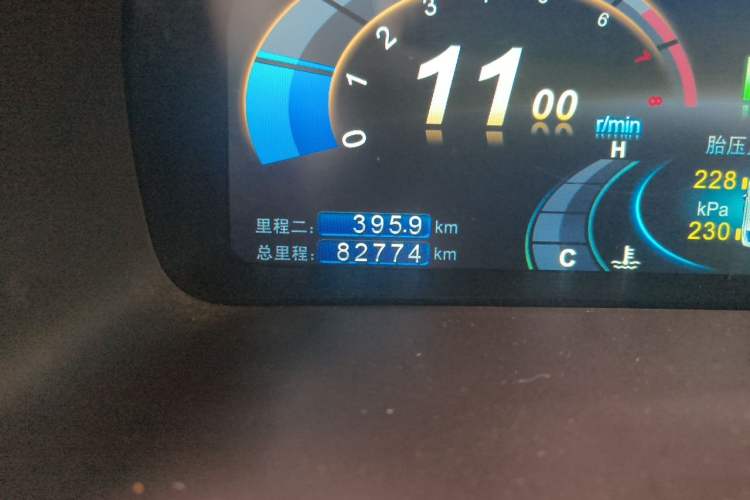 Used BYD Sirui 2013 1.5TID Automatic Prestige Model Odometer Close Up