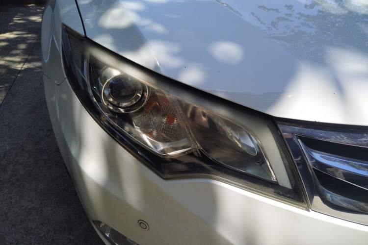 Used BYD Sirui 2013 1.5TID Automatic Prestige Model Right Front Headlight