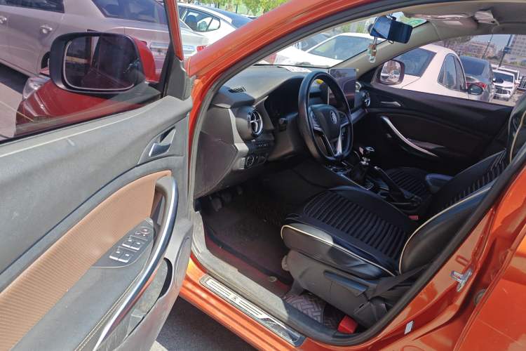 Used BYD Song 2019 1.5TI Manual Smart Connect Enhanced Model Driver Seat