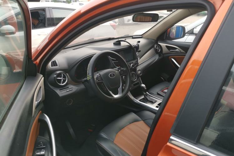 Used BYD Song 2016 GaiShi Edition 1.5TID Automatic Elite Model Driver Seat