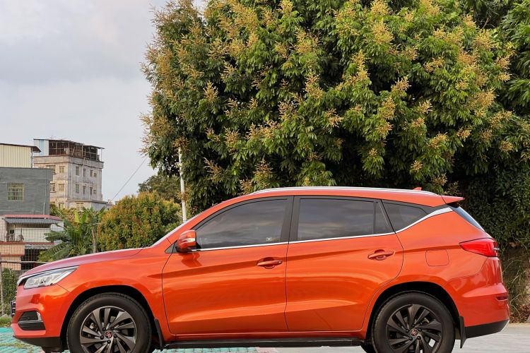 Used BYD Song 2019 1.5TI Automatic Smart Connect Luxe Version Exterior 3