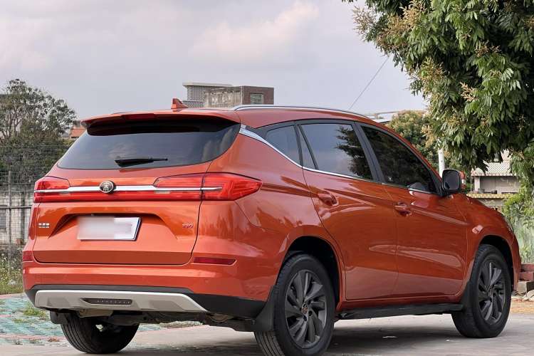 Used BYD Song 2019 1.5TI Automatic Smart Connect Luxe Version Exterior 5