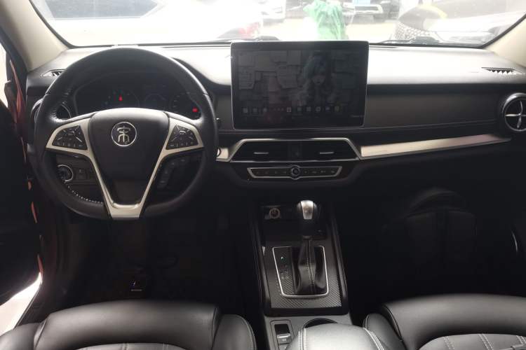 Used BYD Song 2019 1.5TI Automatic Smart Connect Luxe Version Interior 2