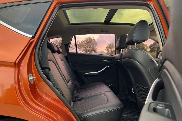 Used BYD Song 2019 1.5TI Automatic Smart Connect Luxe Version Interior 4