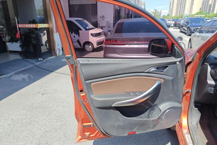 Used BYD Song 2019 1.5TI Manual Smart Connect Enhanced Model Left Front Door Interior
