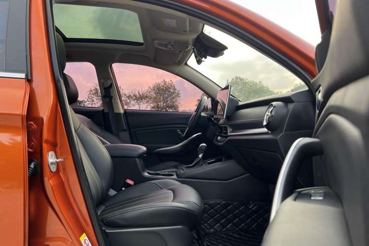 Used BYD Song 2019 1.5TI Automatic Smart Connect Luxe Version Left Front Seat