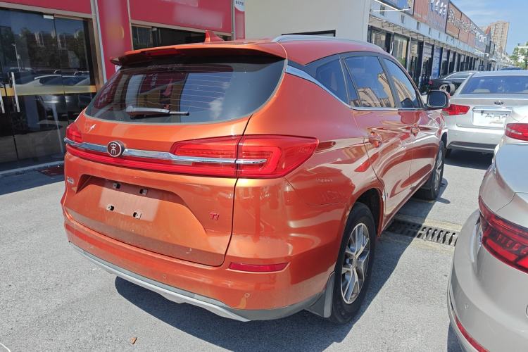 Used BYD Song 2019 1.5TI Manual Smart Connect Enhanced Model Rear Right 45 Deg