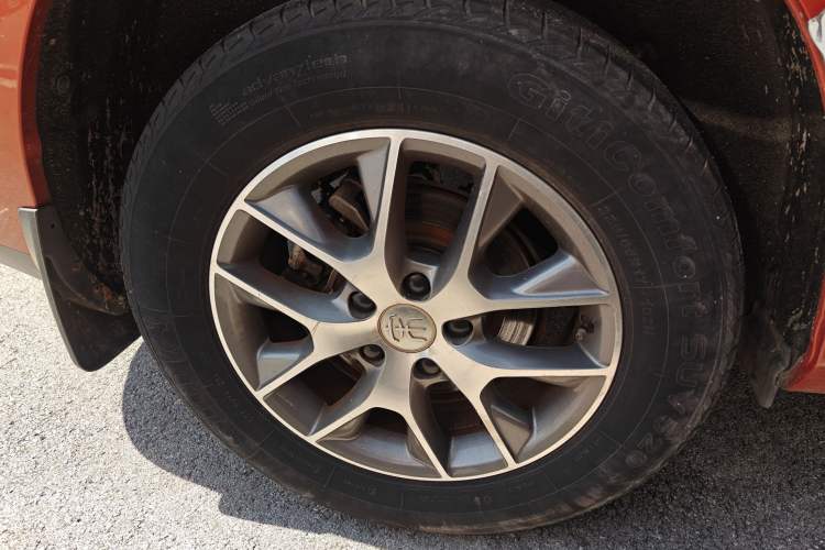 Used BYD Song 2019 1.5TI Manual Smart Connect Enhanced Model Right Rear Wheel Hub