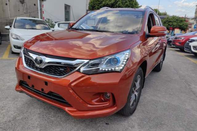 BYD Song 2016 GaiShi Edition 1.5TI Manual Elite Model с пробегом