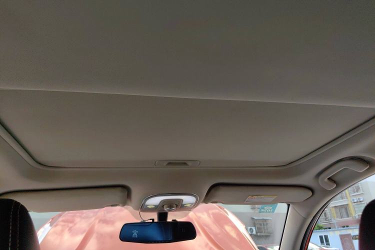 Used BYD Song 2016 GaiShi Edition 1.5TI Manual Elite Model Headliner