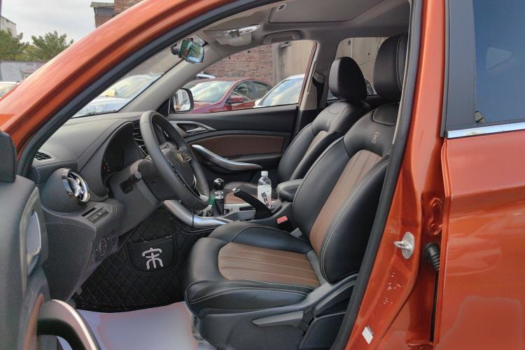 Used BYD Song 2016 GaiShi Edition 1.5TI Manual Elite Model Left Front Seat