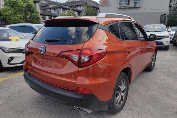 Used BYD Song 2016 GaiShi Edition 1.5TI Manual Elite Model Rear Right 45 Deg
