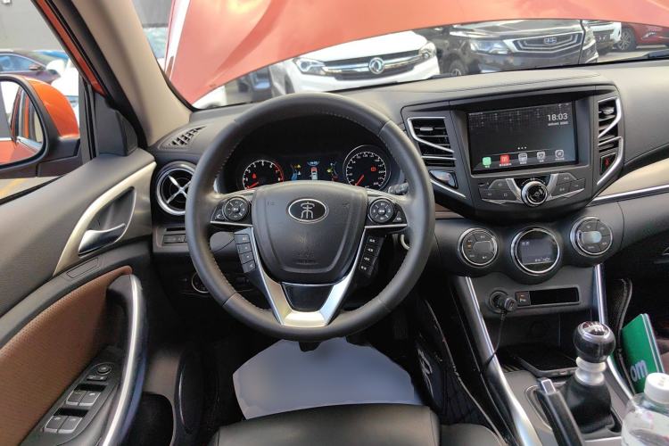 Used BYD Song 2016 GaiShi Edition 1.5TI Manual Elite Model Steering Wheel