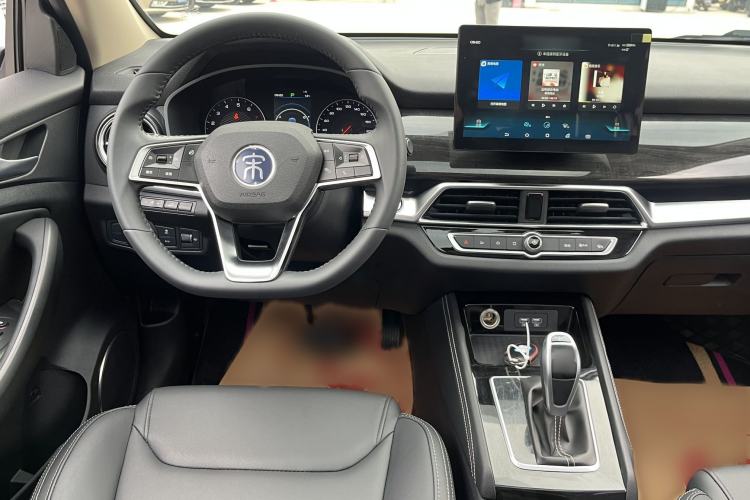 Used BYD Song 2021 Classic Edition 1.5T Automatic Elite Model Interior 2