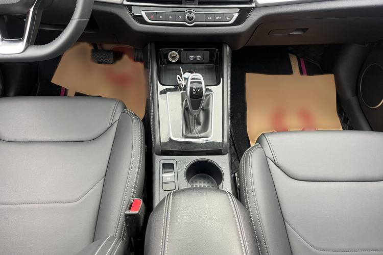 Used BYD Song 2021 Classic Edition 1.5T Automatic Elite Model Interior 6