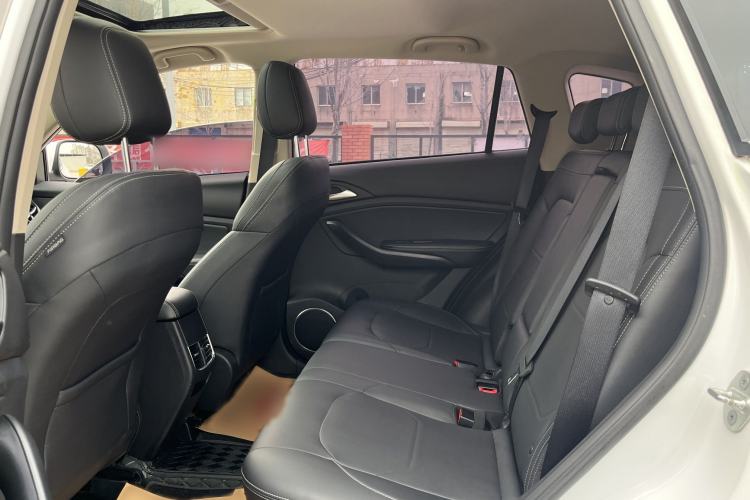 Used BYD Song 2021 Classic Edition 1.5T Automatic Elite Model Interior 8