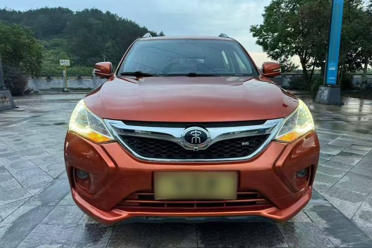 Used BYD Song 2016 GaiShi Edition 1.5TI Manual Elite Model Exterior 1