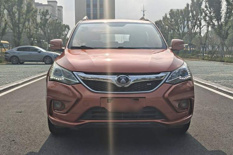 Used BYD Song 2016 GaiShi Edition 1.5TID Automatic Elite Model Exterior 1