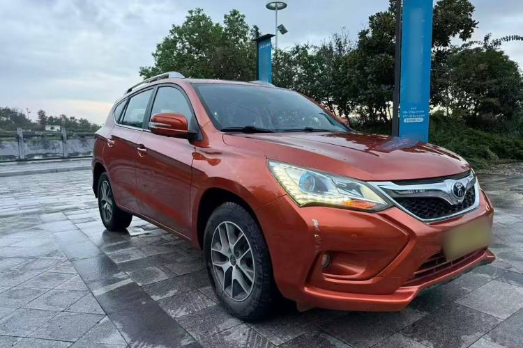 Used BYD Song 2016 GaiShi Edition 1.5TI Manual Elite Model Exterior 2