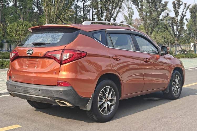 Used BYD Song 2016 GaiShi Edition 1.5TID Automatic Elite Model Exterior 5