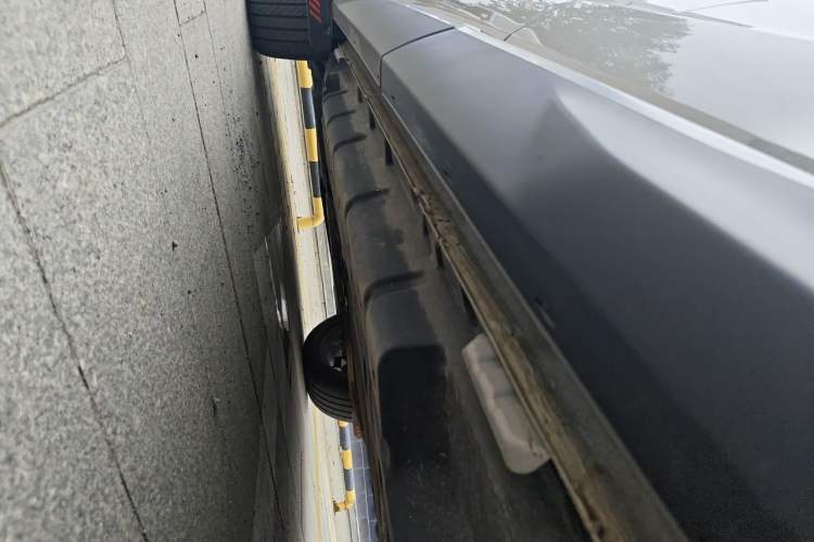 Used BYD Song  Chassis Rear Left