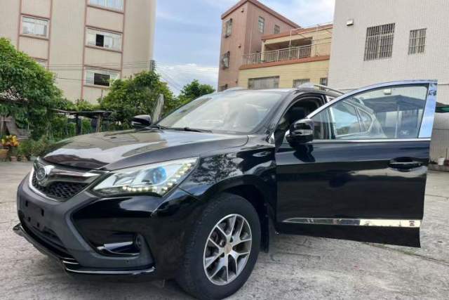 BYD Song 2016 1.5TI Manual Luxury Model с пробегом