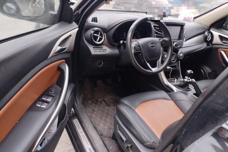 Used BYD Song 2016 1.5TI Manual Luxury Model Driver Seat