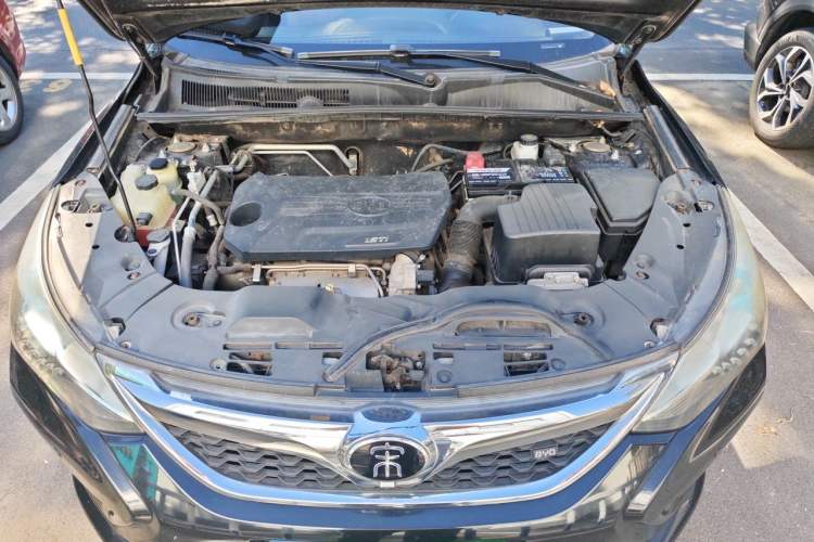 Used BYD Song 2016 Gaishi Edition 1.5TI Manual Haoya Model Engine Bay