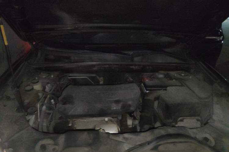 Used BYD Song 2016 GaiShi Edition 1.5TI Manual Elite Model Engine Bay