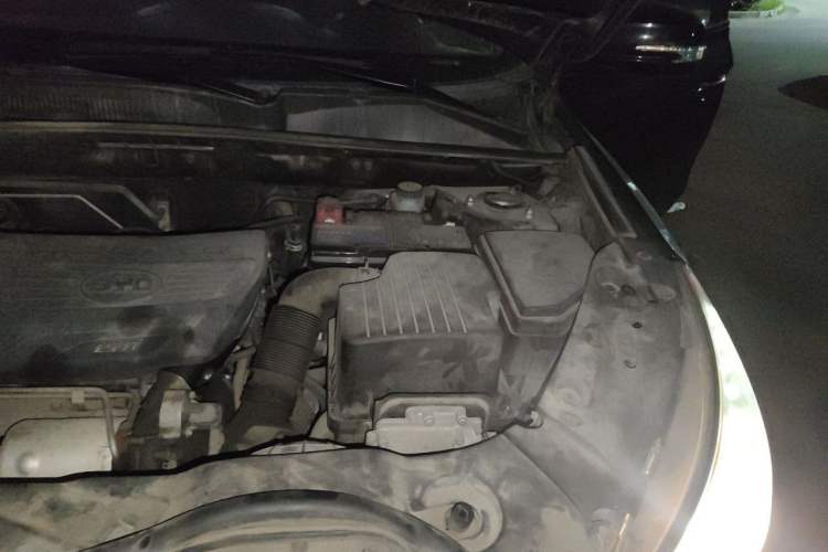 Used BYD Song 2016 GaiShi Edition 1.5TI Manual Elite Model Engine Bay Left