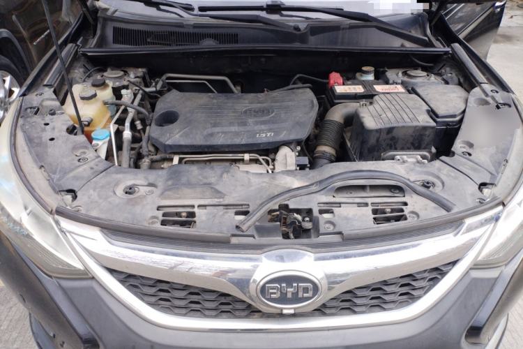 Used BYD Song 2016 1.5TI Manual Luxury Model Engine Bay