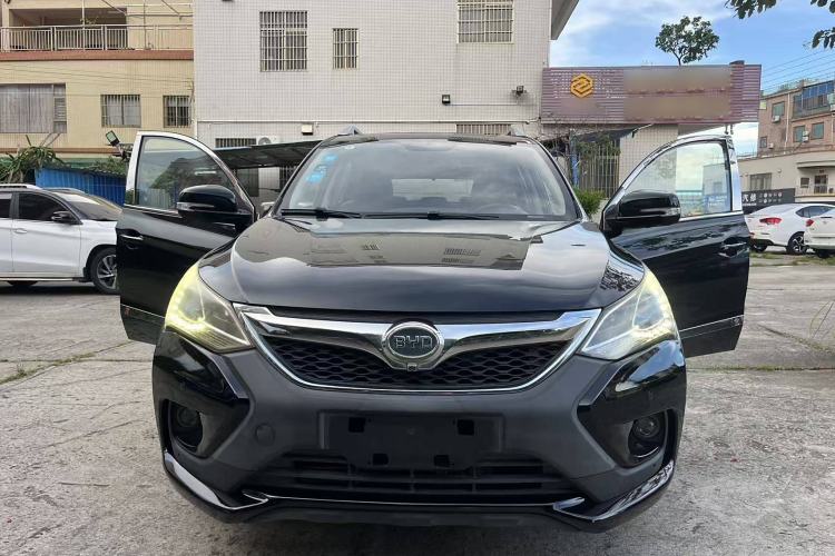 Used BYD Song 2016 1.5TI Manual Luxury Model Exterior 4