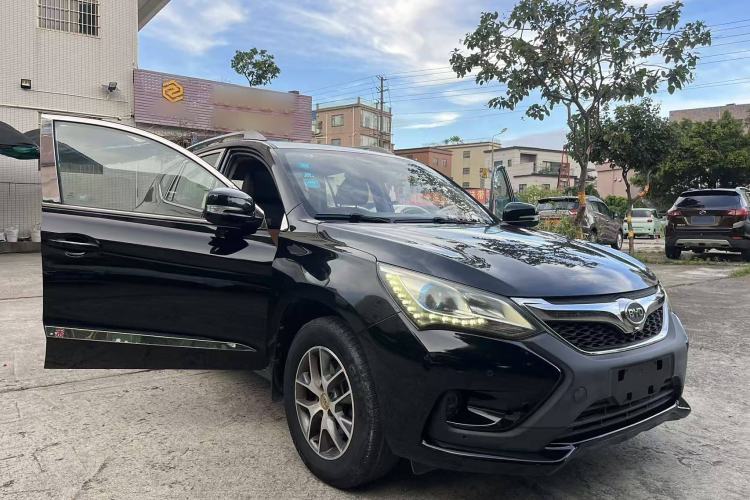 Used BYD Song 2016 1.5TI Manual Luxury Model Exterior 5
