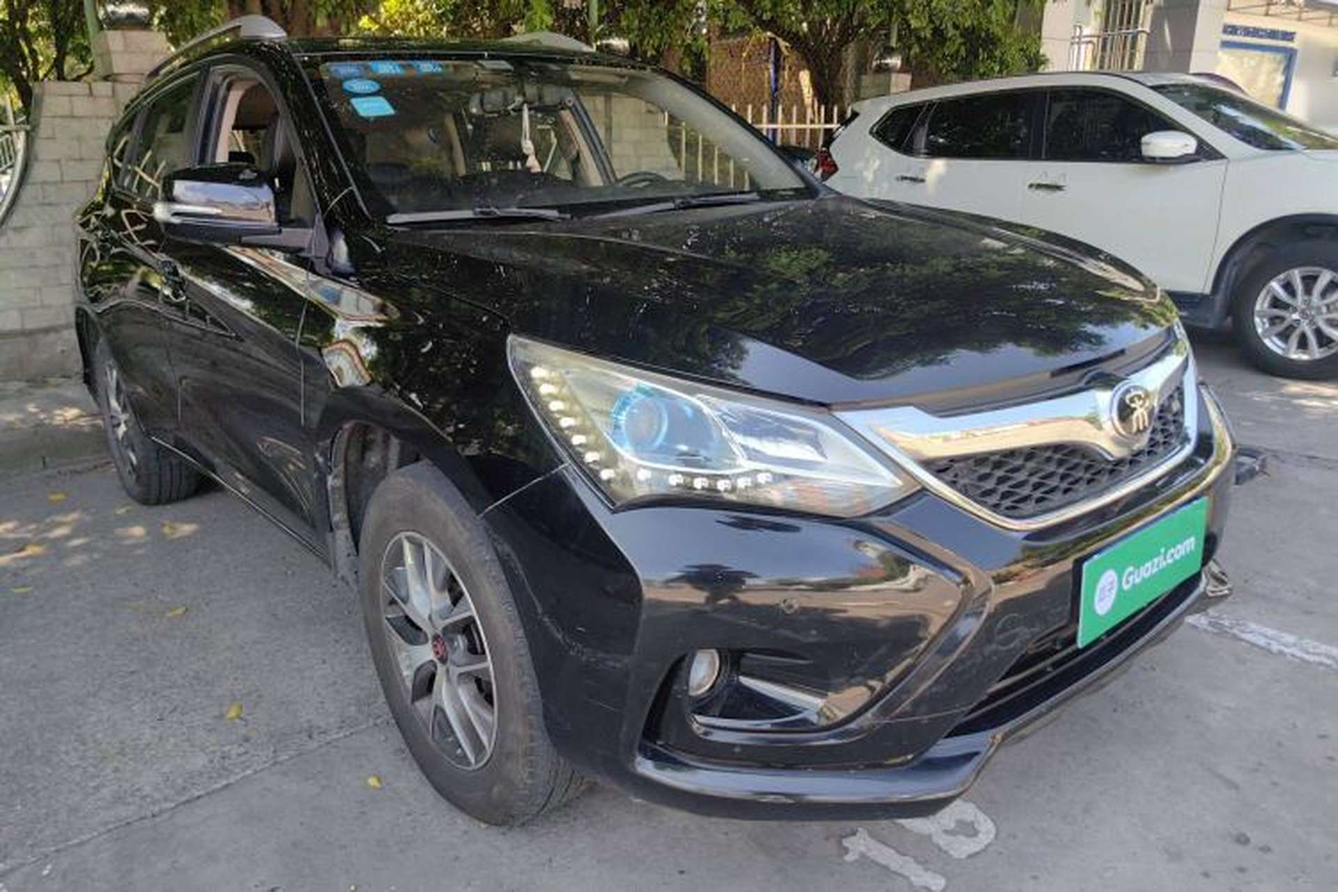 Used BYD Song 2016 GaiShi Edition 1.5TI Manual Elite Model Front Right 45 Deg