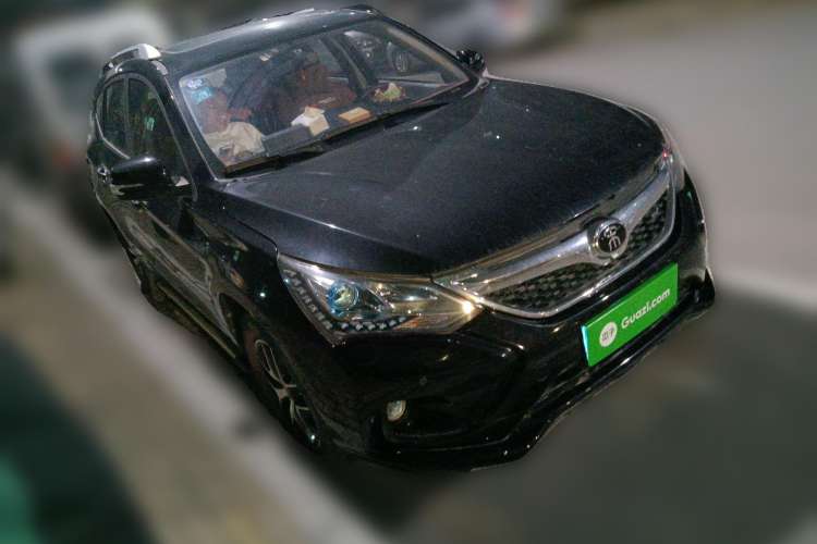 Used BYD Song 2016 GaiShi Edition 1.5TI Manual Elite Model Front Right 45 Deg
