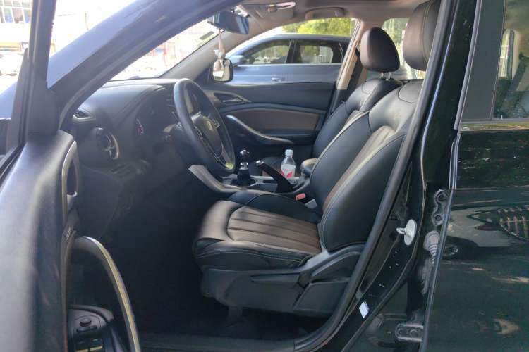 Used BYD Song 2016 GaiShi Edition 1.5TI Manual Elite Model Left Front Seat