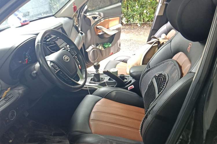 Used BYD Song 2016 1.5TI Manual Luxury Model Left Front Seat