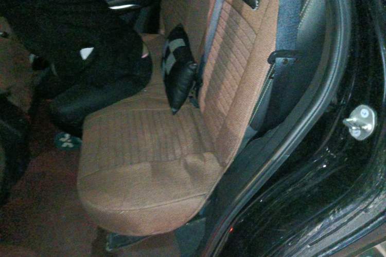 Used BYD Song 2016 GaiShi Edition 1.5TI Manual Elite Model Left Rear Seat