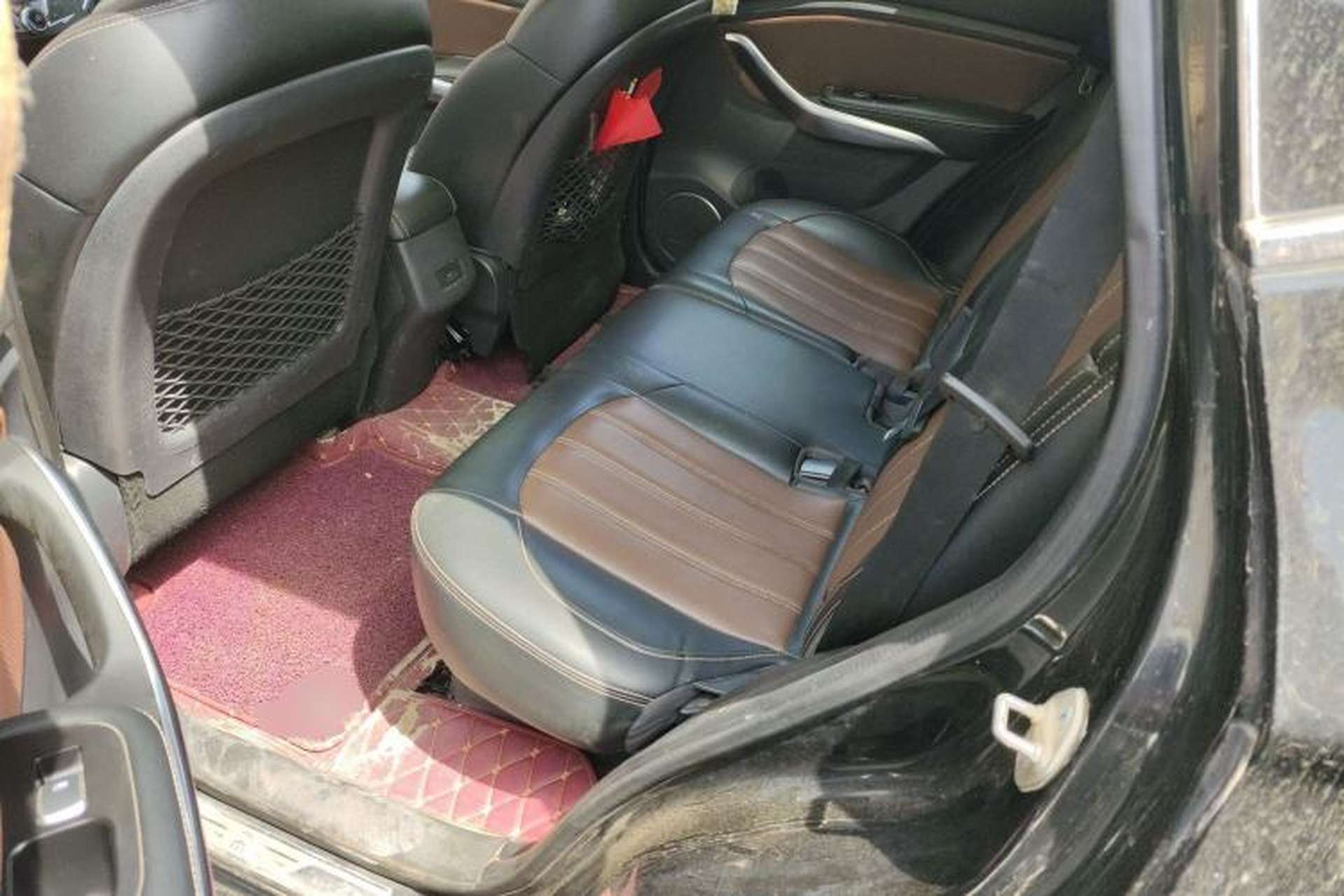 Used BYD Song 2016 Gaishi Edition 1.5TI Manual Haoya Model Left Rear Seat