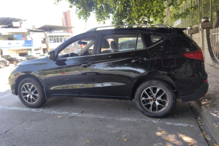 Used BYD Song 2016 GaiShi Edition 1.5TI Manual Elite Model Left Side