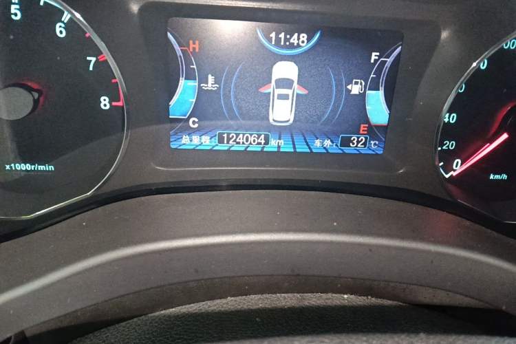Used BYD Song 2016 1.5TI Manual Luxury Model Odometer Close Up