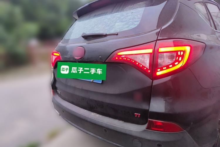 Used BYD Song 2016 GaiShi Edition 1.5TI Manual Elite Model Rear