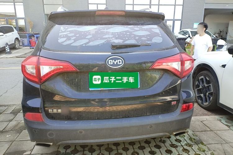 Used BYD Song 2016 GaiShi Edition 1.5TI Manual Elite Model Rear