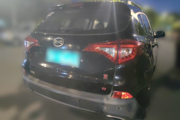 Used BYD Song 2016 GaiShi Edition 1.5TI Manual Elite Model Rear Right 45 Deg