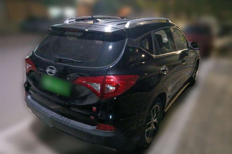 Used BYD Song 2016 GaiShi Edition 1.5TI Manual Elite Model Rear Right 45 Deg