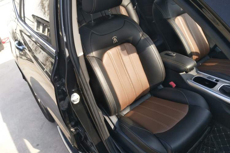 Used BYD Song 2016 GaiShi Edition 1.5TID Automatic Elite Model Right Front Seat